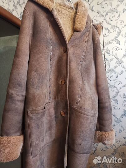 Продам натуральную женскую дублёнку