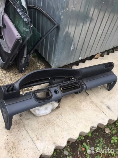 Парприз на Ауди-А6 в 45 кузове