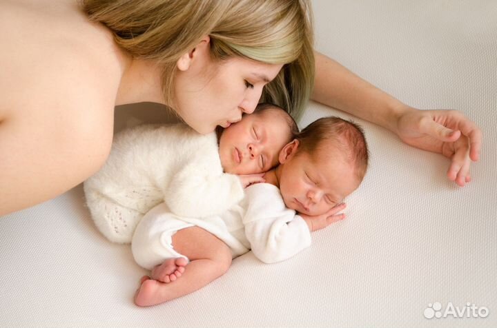 Фотосессия новорожденного