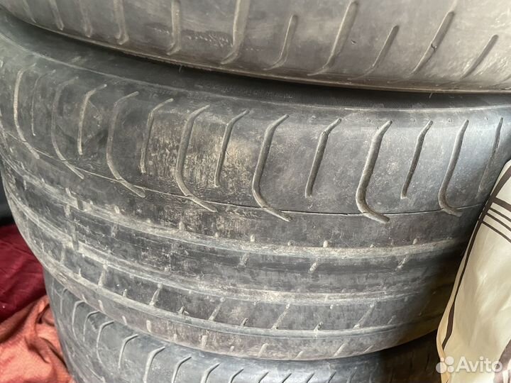 Pirelli P Zero 255/35 R20