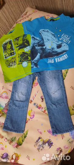 Джинсы + 2 футболки 98р