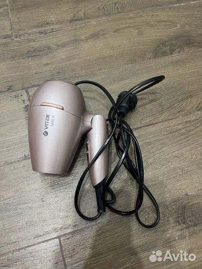 Фен vitek