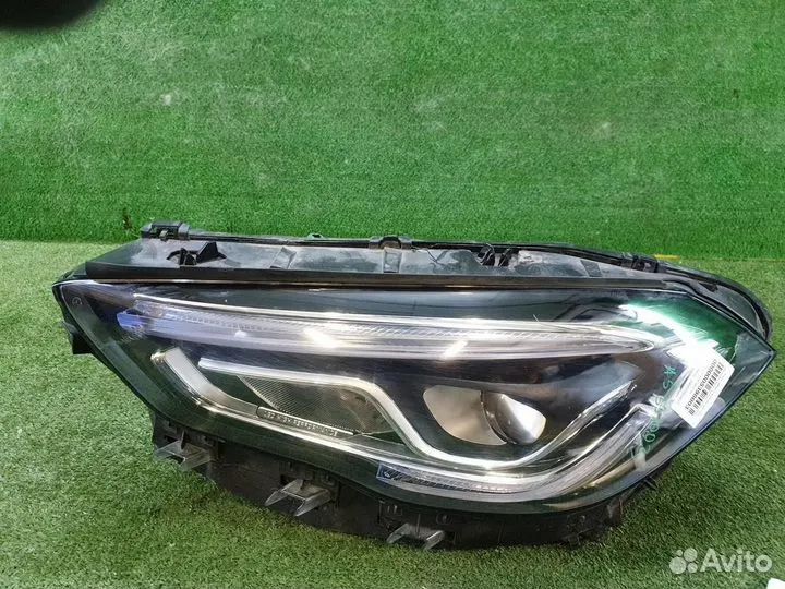 Фара левая Mercedes GLA H247 (2020-н.в.) LED