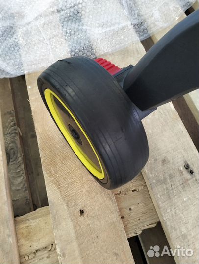 Детский трехколесный велосипед Luxmom S7