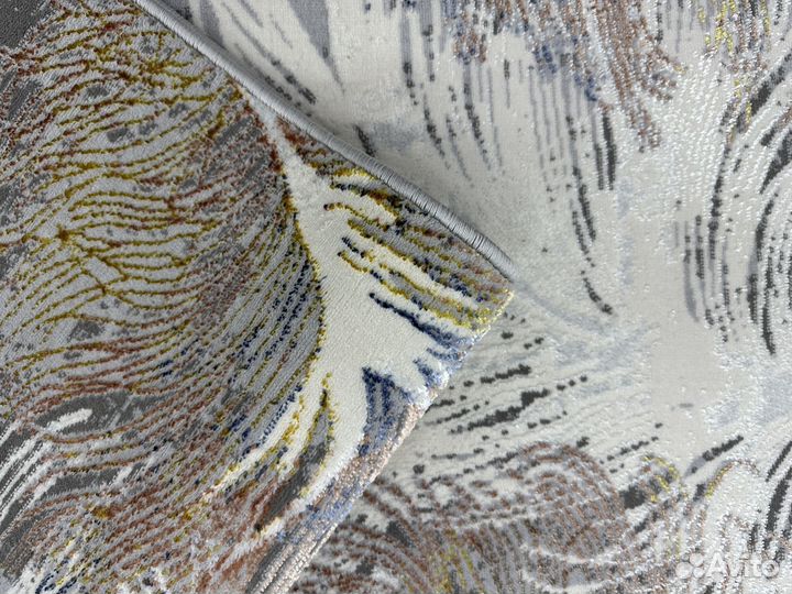 Ковер новый плотный