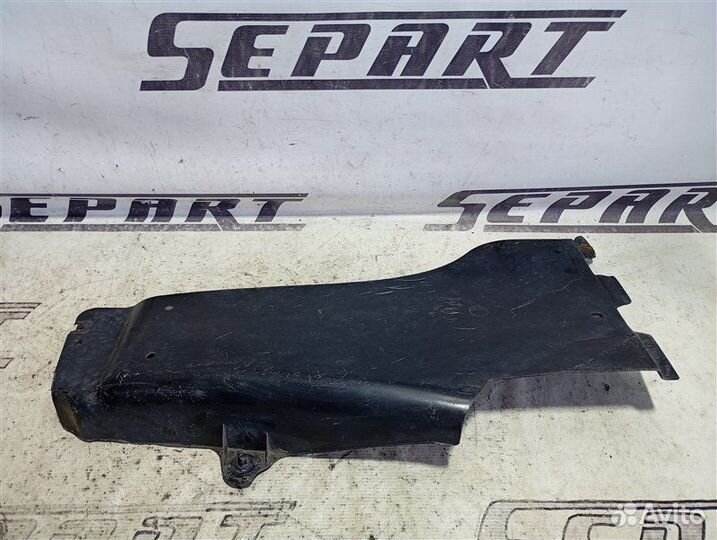 Защита днища задняя левая Skoda Yeti 1.2 cbzb 2012