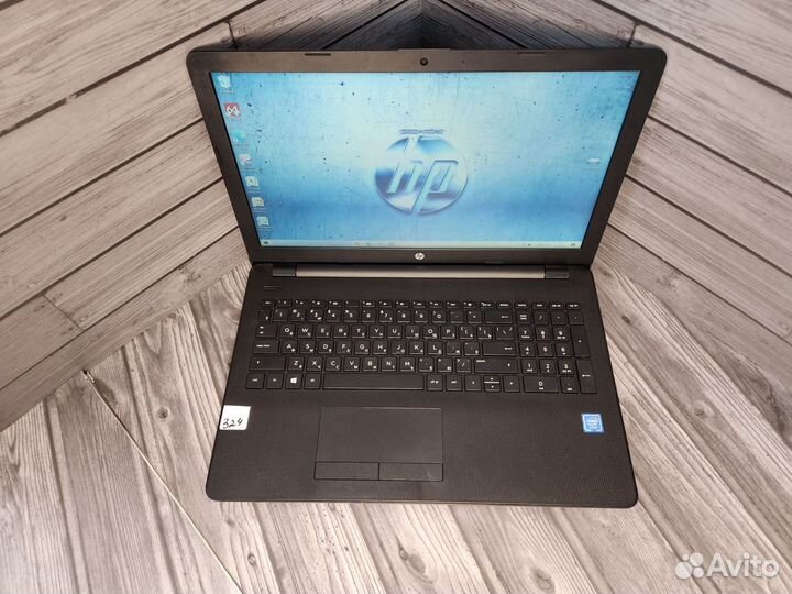 Ноутбук HP 15-ra079ur