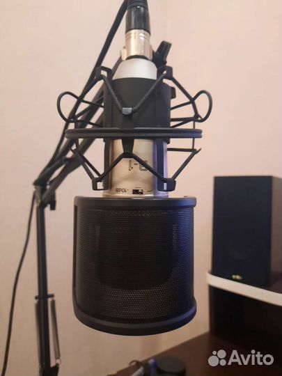 Конденсаторный микрофон behringer b-1