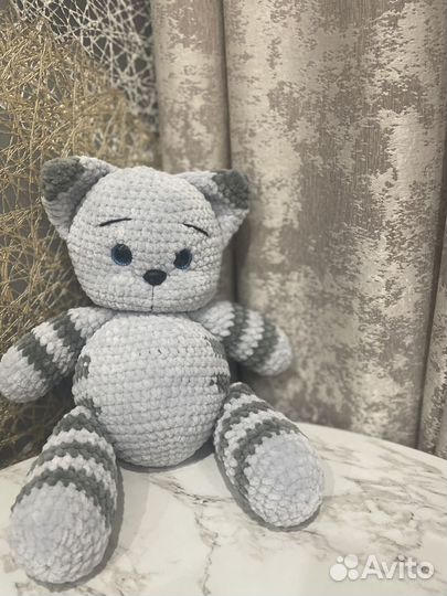 Игрушка вязанная «Котик» (ручная работа)