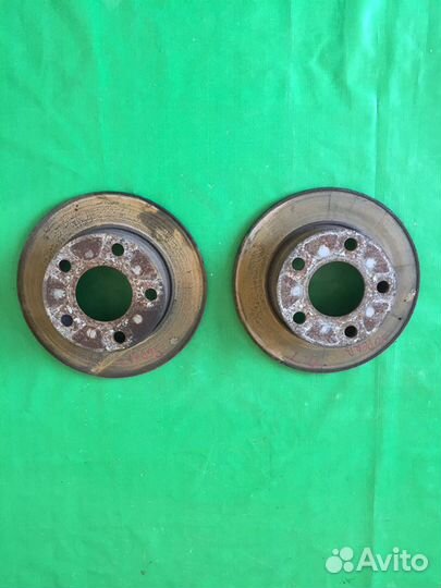 Диски тормозные перед левый правый Шкода Superb