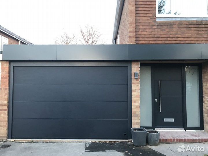 Секционные ворота