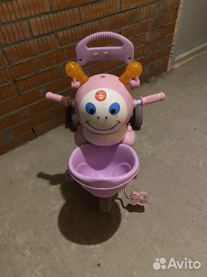 Детский трехколесный велосипед