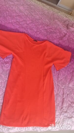Платье нарядное алого цвета Zara