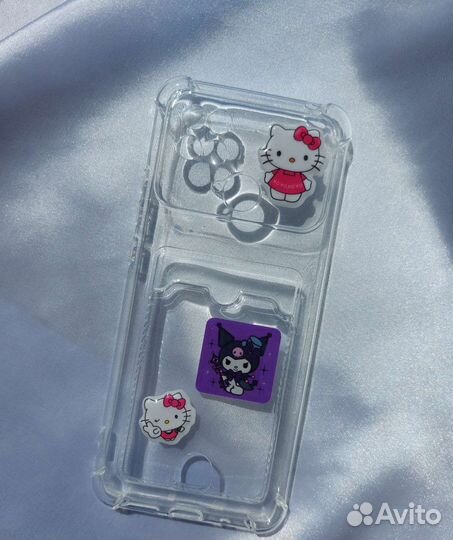 Чехол с Хеллоу Китти из эпоксидной смолы