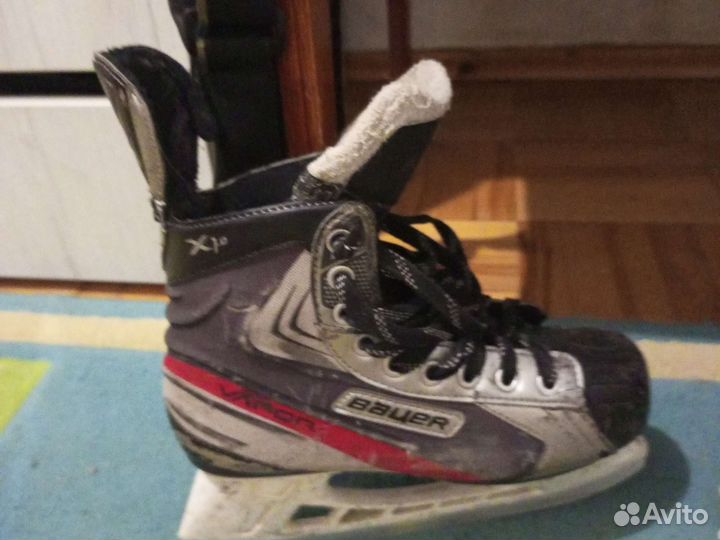 Хоккейные коньки бауэр
