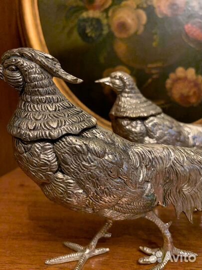 Парные статуэтки 