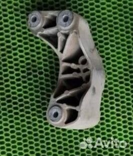 Кронштейн кпп на Chevrolet Cruze 2009-2016