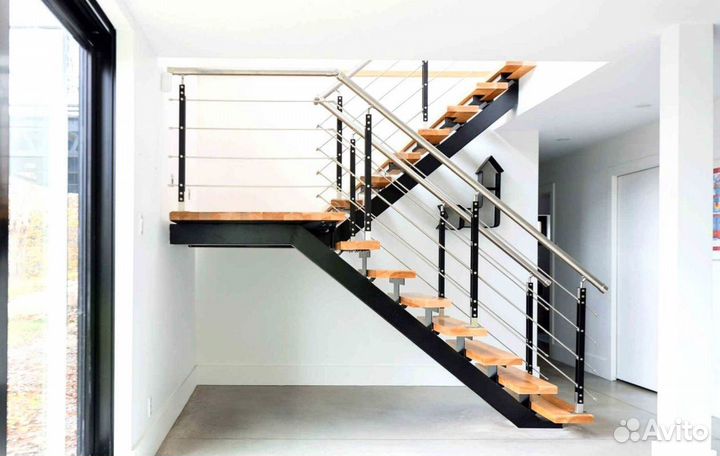 Лестница на металлическом каркасе дизайн 4156