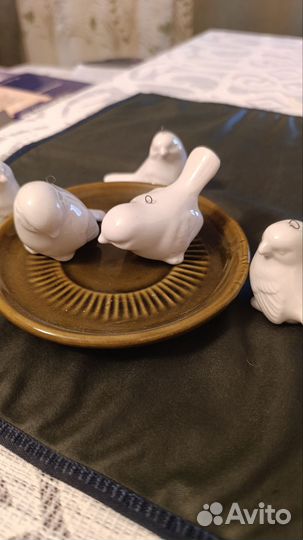 Фарфоровые статуэтки птицы