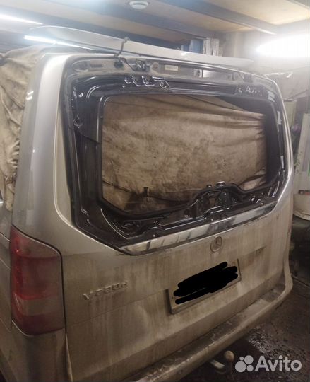 MB 447 V250 заднее лобовое стекло