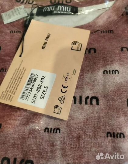 Miu футболка