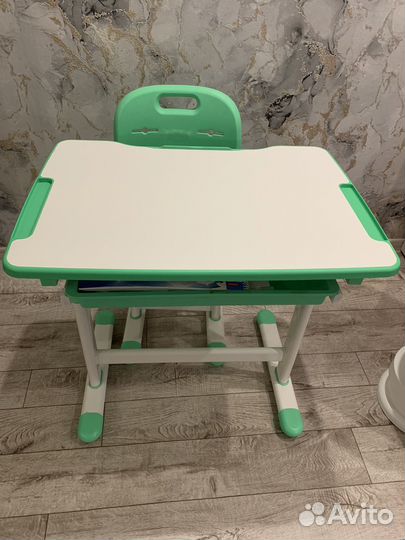 Детская парта растишка и стул