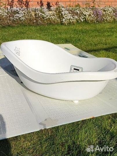 Ванночка для купания новорожденных