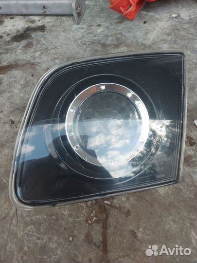 Фонарь задний внутренний правый Mazda 3