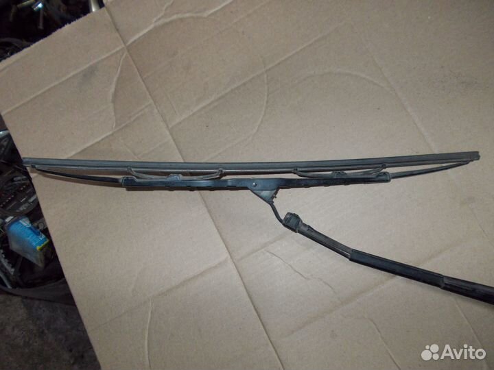 Щеткодержатель Mercedes-Benz Vito W638 1996-2003