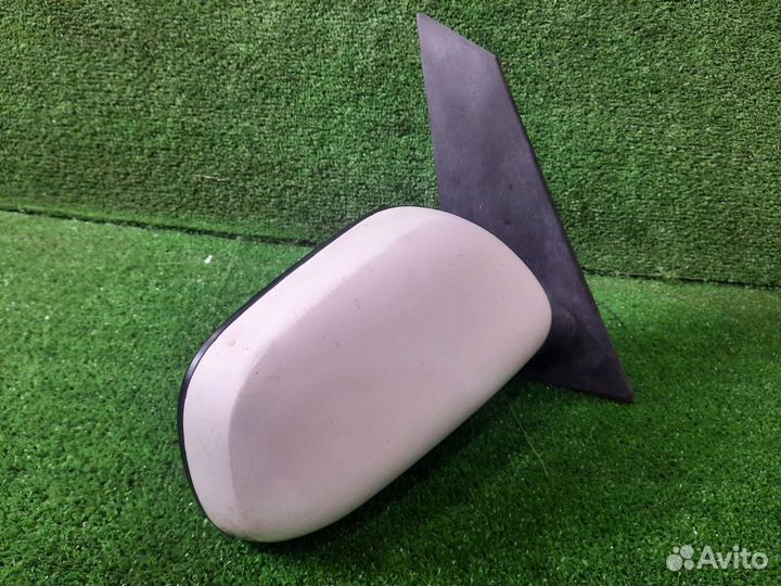 Зеркало правое Toyota Prius NHW20 1NZ-FXE