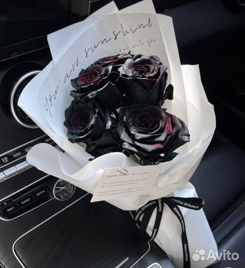 Букеты из черных роз, черные розы