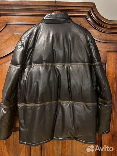 Продается кожаный пуховик Бриони
