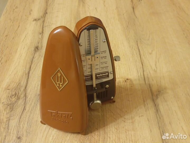 Wittner 834 piccolo - метроном механический