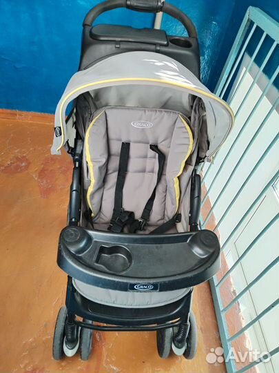 Прогулочная коляска