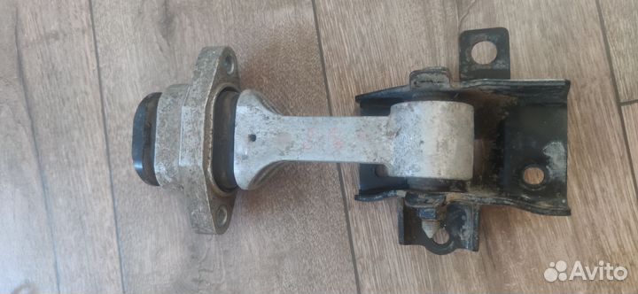 Подушка МКПП Hyundai solaris