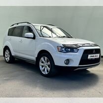 Mitsubishi Outlander 2.0 CVT, 2011, 225 956 км, с пробегом, цена 1 329 000 руб.