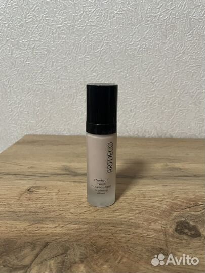 Тональный крем artdeco 04