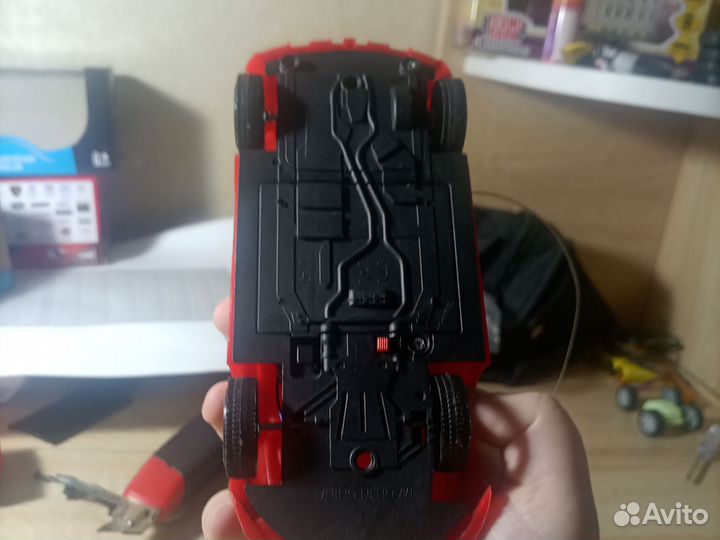 Машинка на радиоуправлении