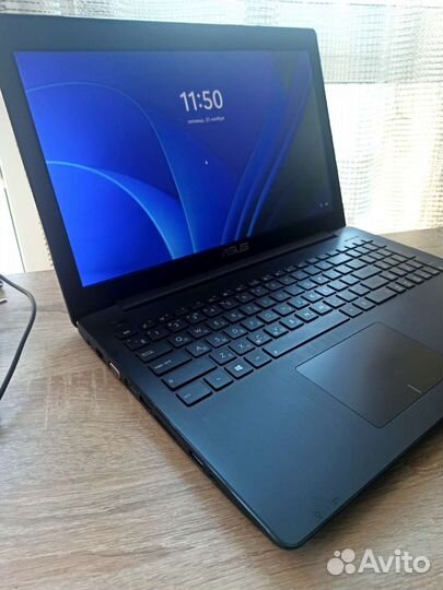 Ноутбук Asus Intel/SSD 256/8Gb