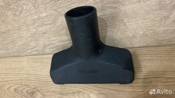 Немецкий домашний пылесос Miele 2000W