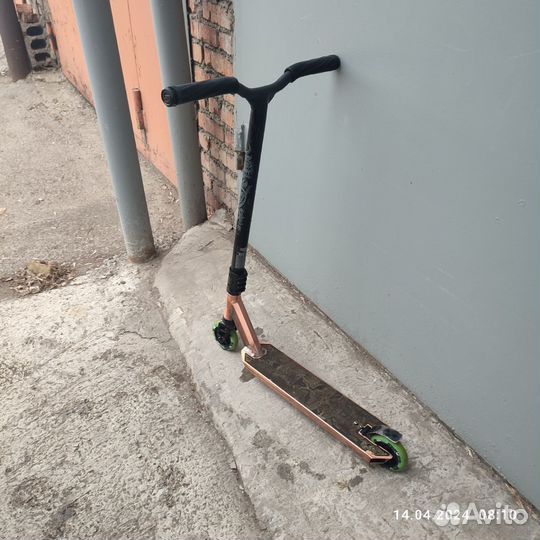 Самокат трюковой oxelo