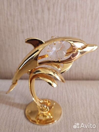 Декоративная фигурка с кристаллами