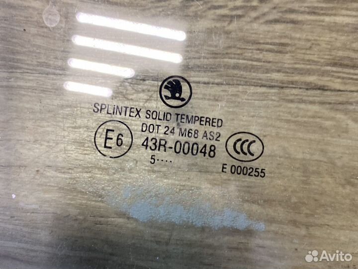 Skoda octavia a5 combi заднее правое стекло двери