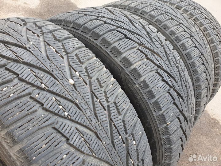 245 55 19 Nokian Hakkapeliitta R2 зимняя резина