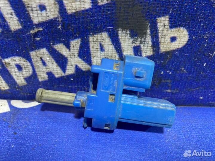 Датчик педали сцепления Ford Focus 1 седан 2003