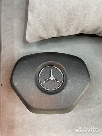 Подушка безопасности руля w212