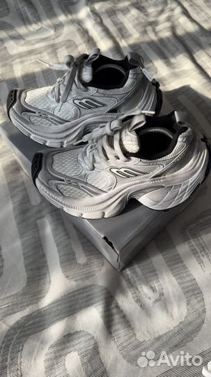Balenciaga кроссовки 10 xl новые