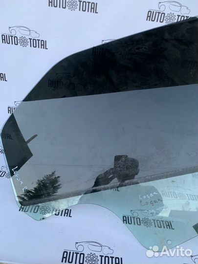 Стекло двери заднее правое Renault Logan K7J710