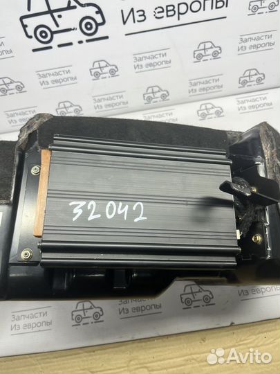 Сабвуфер Bose Audi A6C5 avant универсал