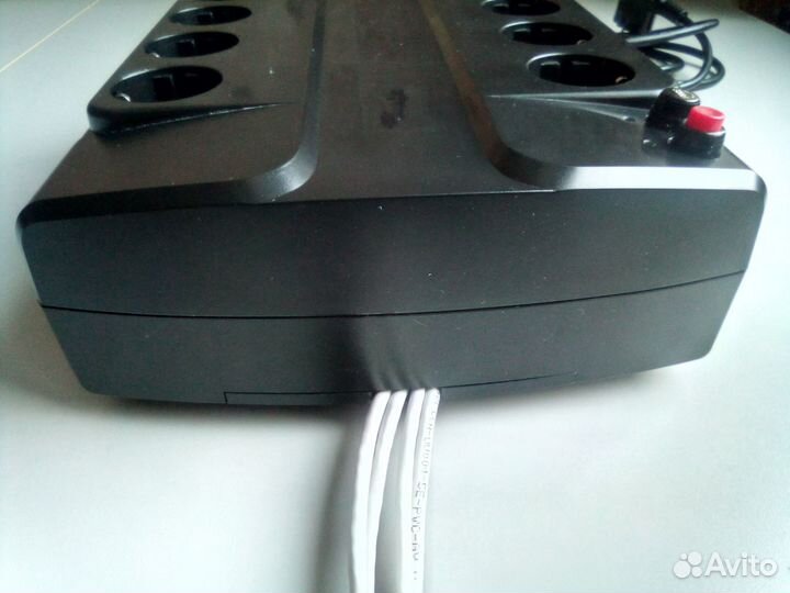 Мощный блок питания для гитарных педалей